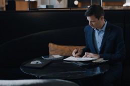 Videaste à Lyon - Réalisation film corporate pour entreprise à Lyon